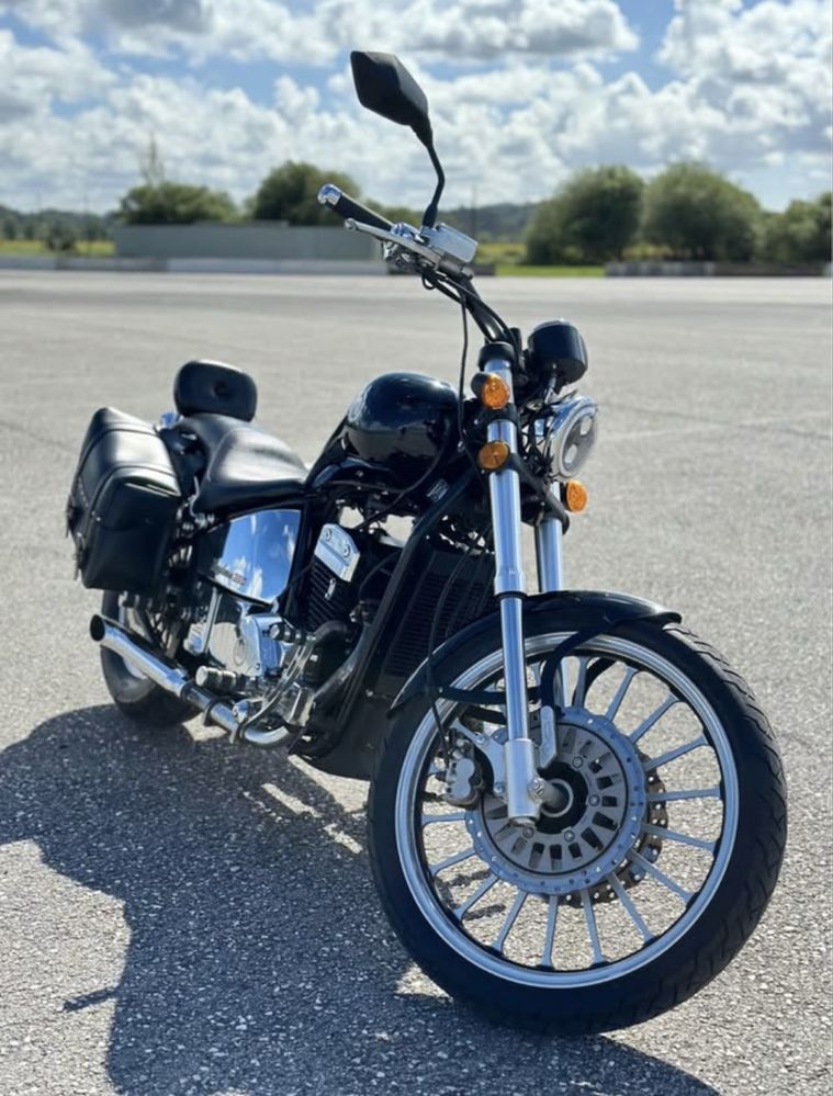 Daytona 350 cc VENDO OU TROCO