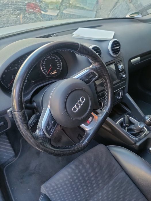 Audi A3 8P A4 B6 B7 A6 C6 kierownica multifunkcja trójramienna ścięta