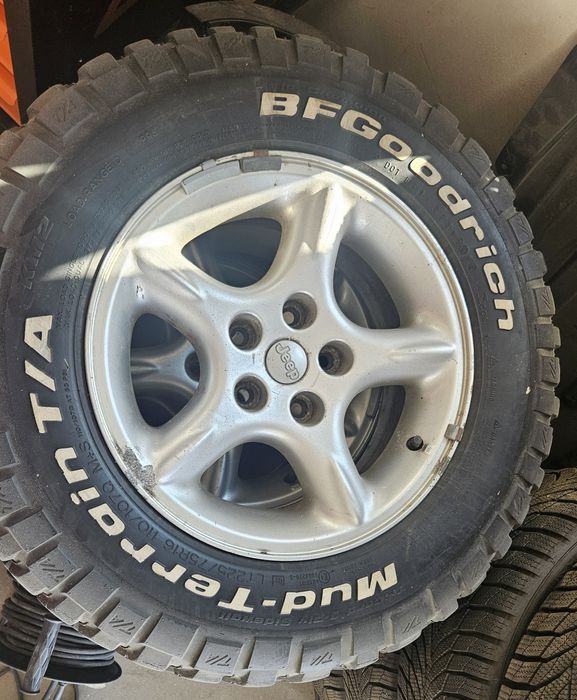 Koła,  alufelgi,  opony terenowe Jeep 225/75 r16