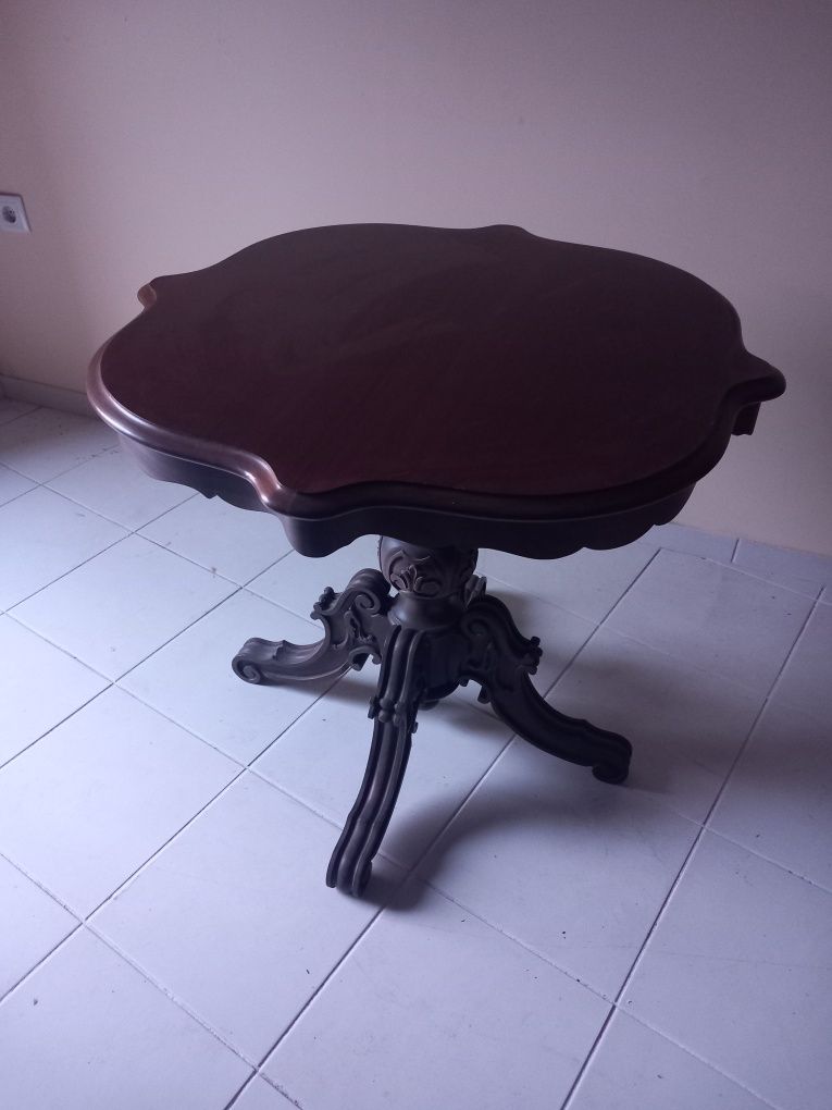 Mesa apoio maciça
