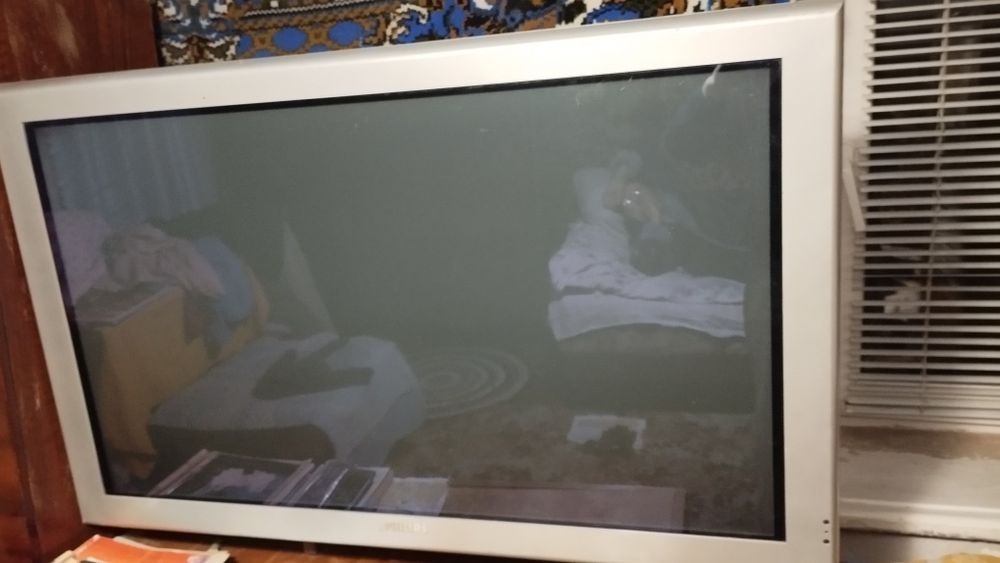 Телевізор діагональ 110 см.екран