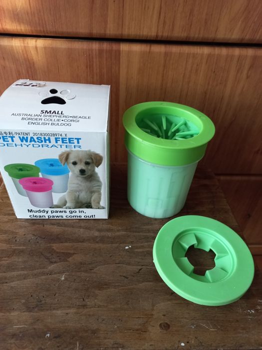 Отдам .Лапомойка для собак