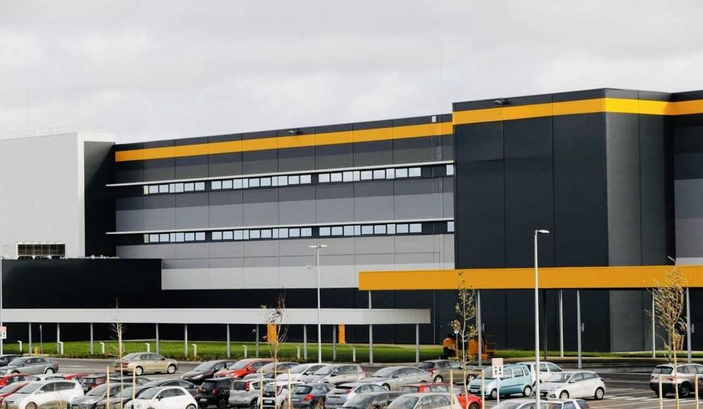 ЗДАНИЕ-ЗЕМЛЯ  под инвестиции, транспортная  развязка    !