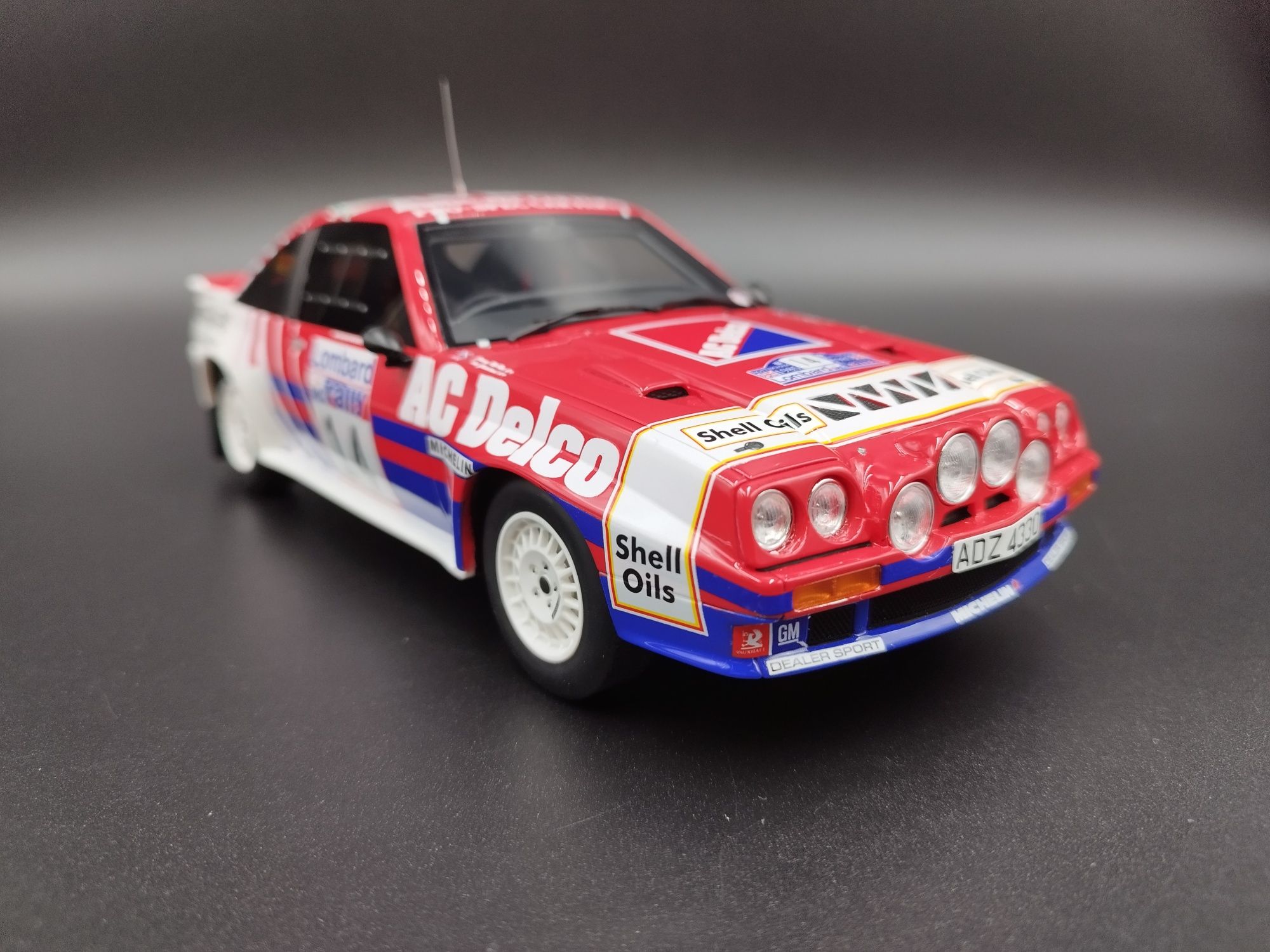 1:18 Otto 1:18 Opel Manta 400 #14 J.Mcrae RAC Rally 1985 model