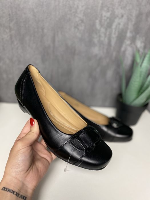 Стильні шкіряні жіночі туфлі.балетки жіночі