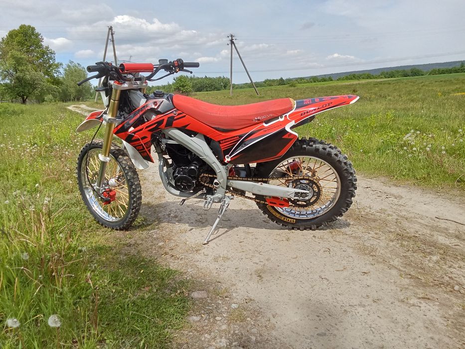 Продам мотоцикл XDRIVE 250