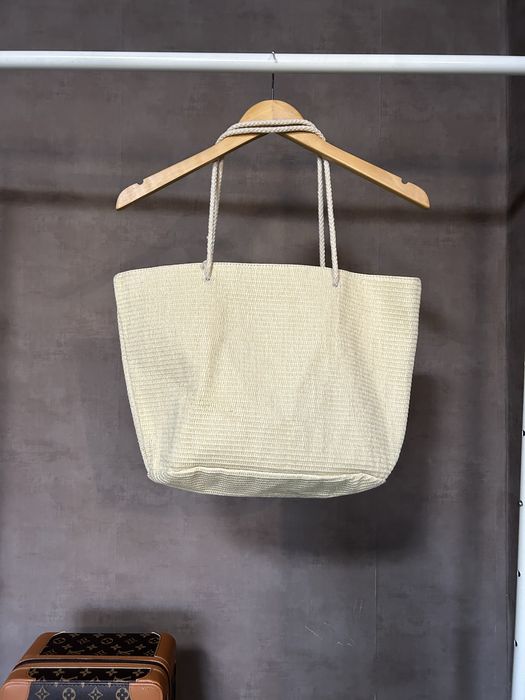 Сумка Clarins плетена