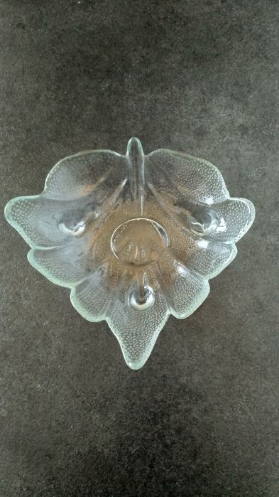 Miseczka w kształcie liścia