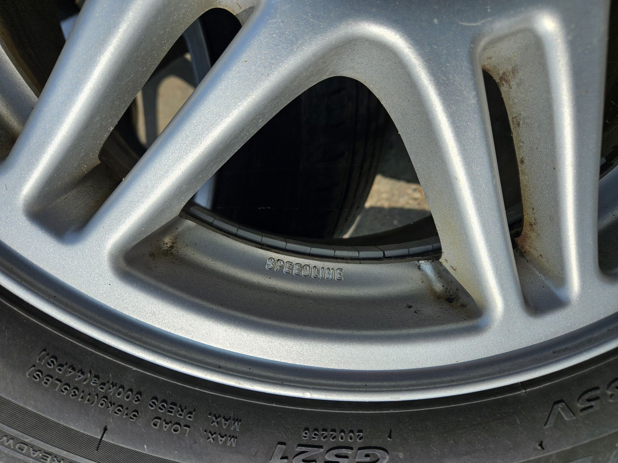 Felgi aluminiowe R15 razem z oponami
