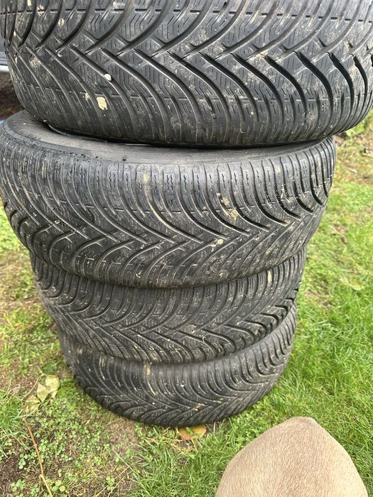 Felgi z oponami zimowymi 5x114 avensis t27