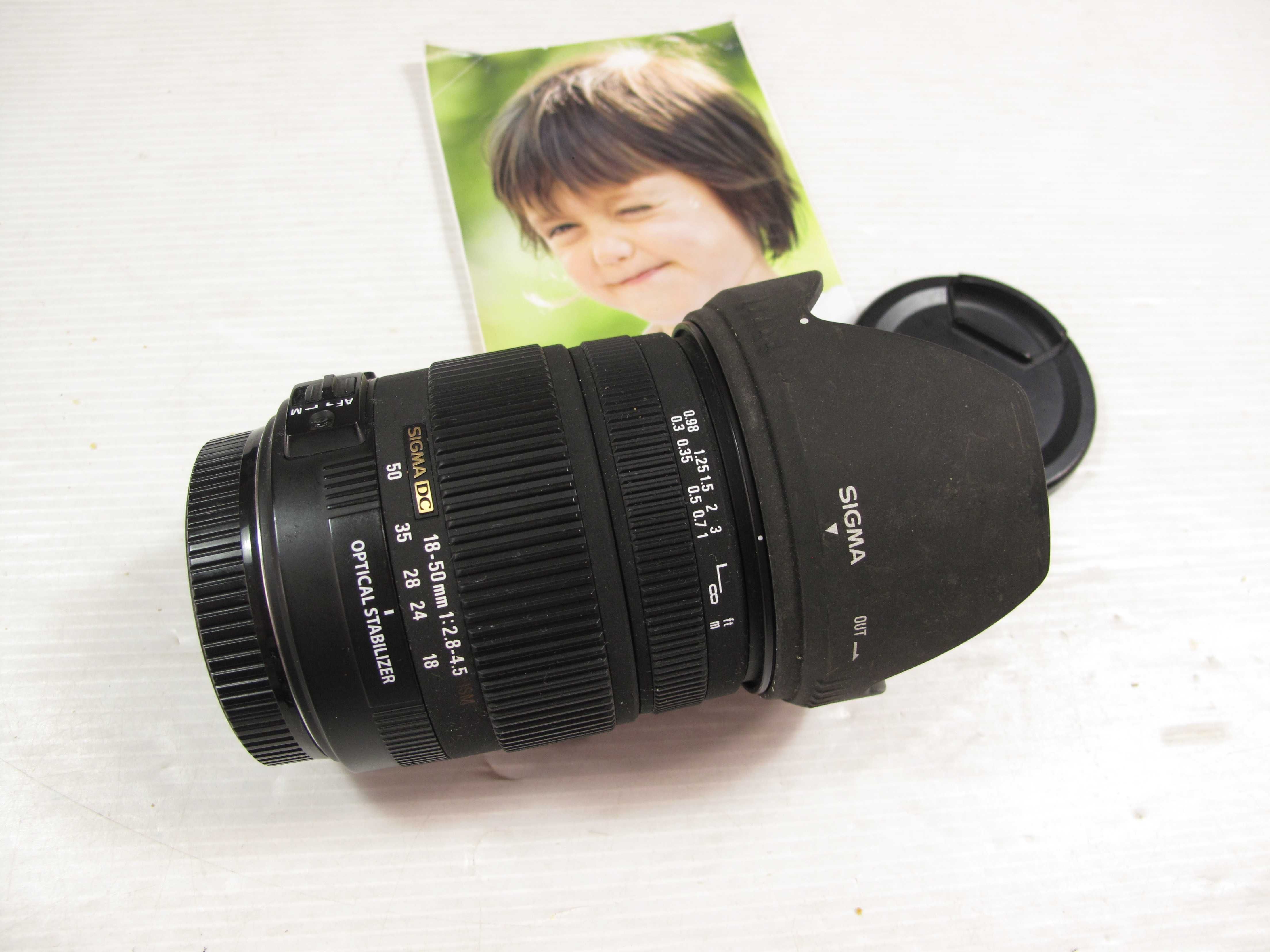 Sigma 18-50mm 2.8-4.5 DC HSM OS - Fullframe/APSC