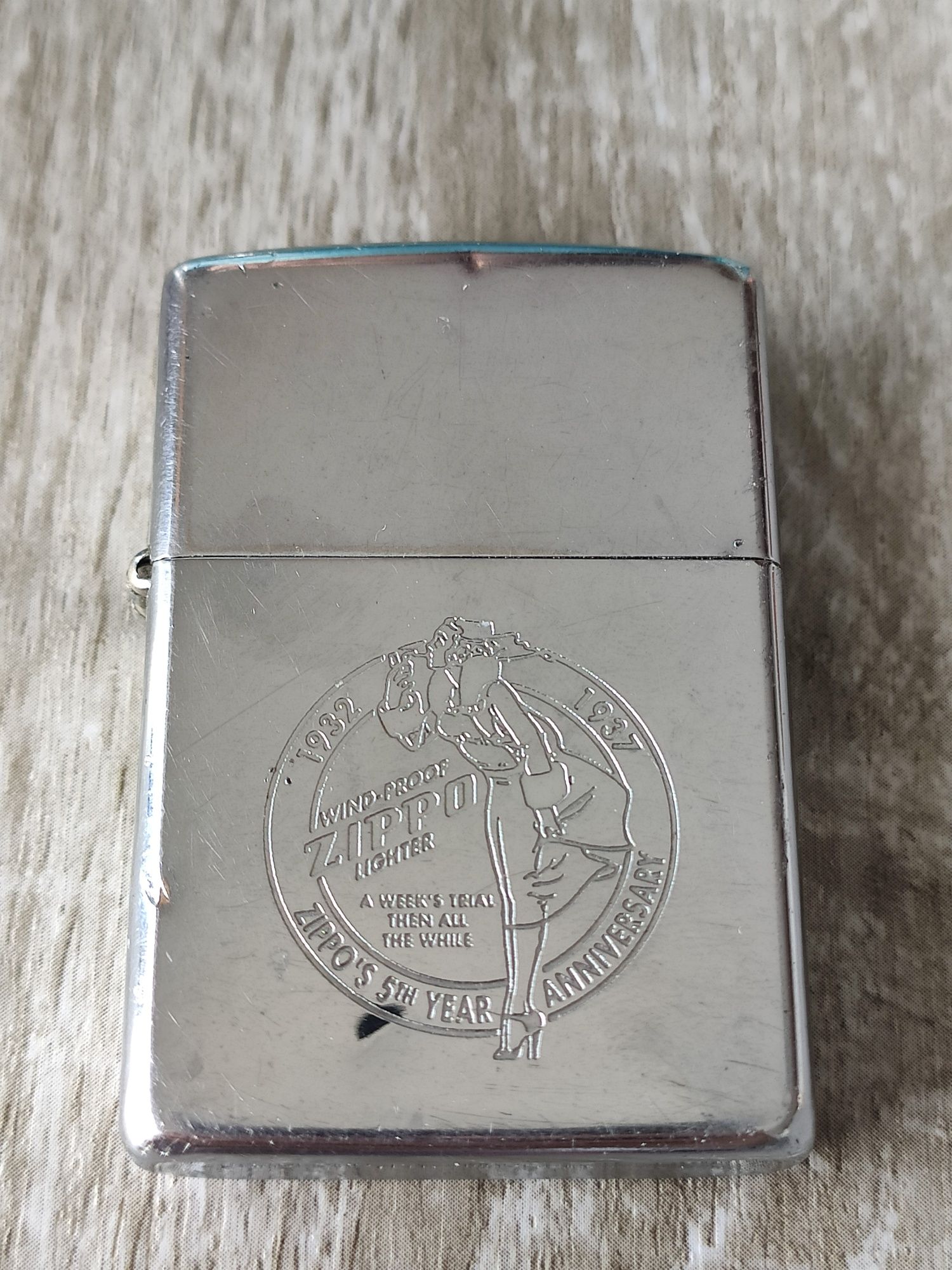 Isqueiro Zippo Windproof Lady