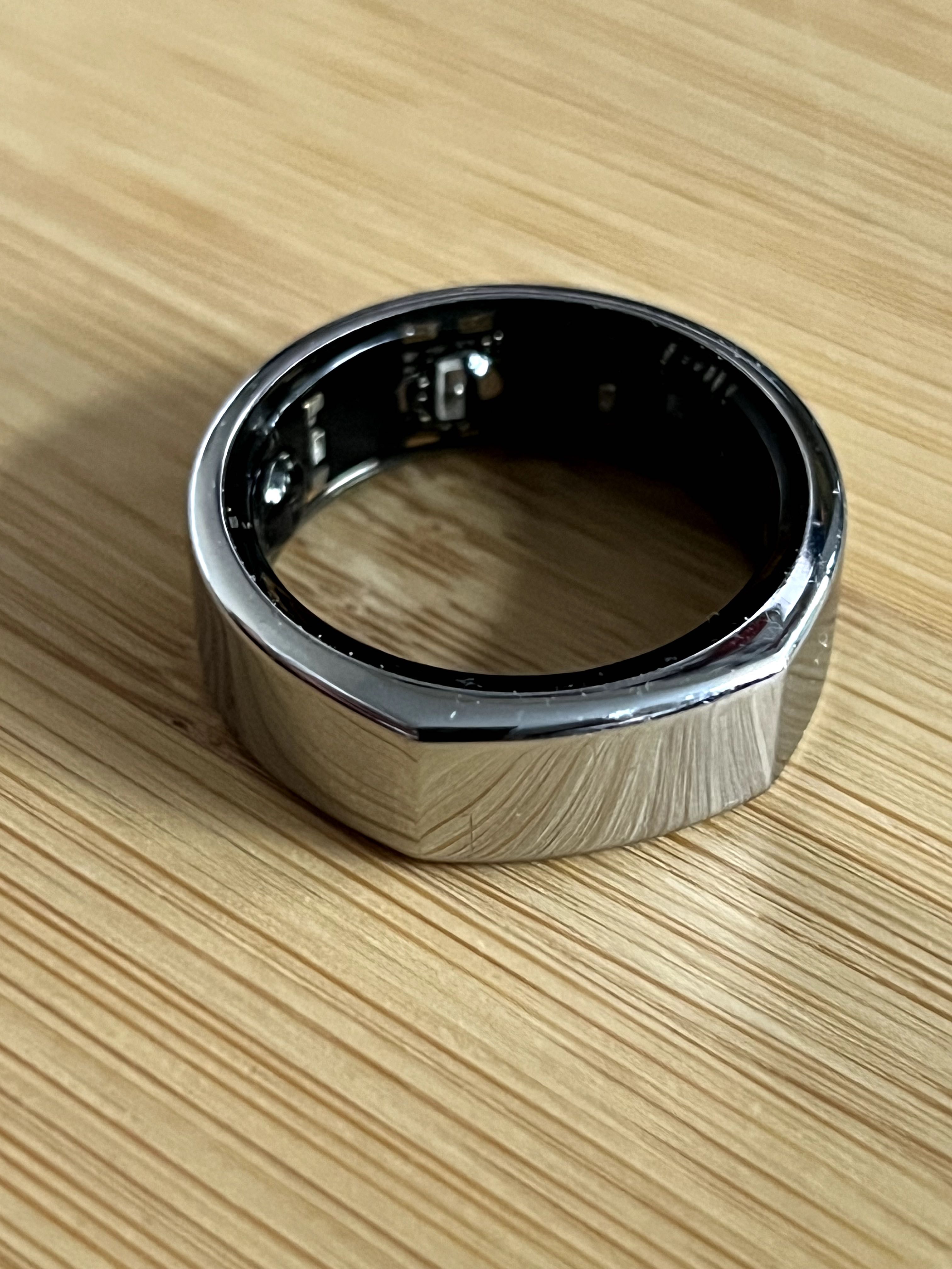 OURA Ring Gen3 Generacja 3 Rozmiar US10 Srebrny + Ładowarka