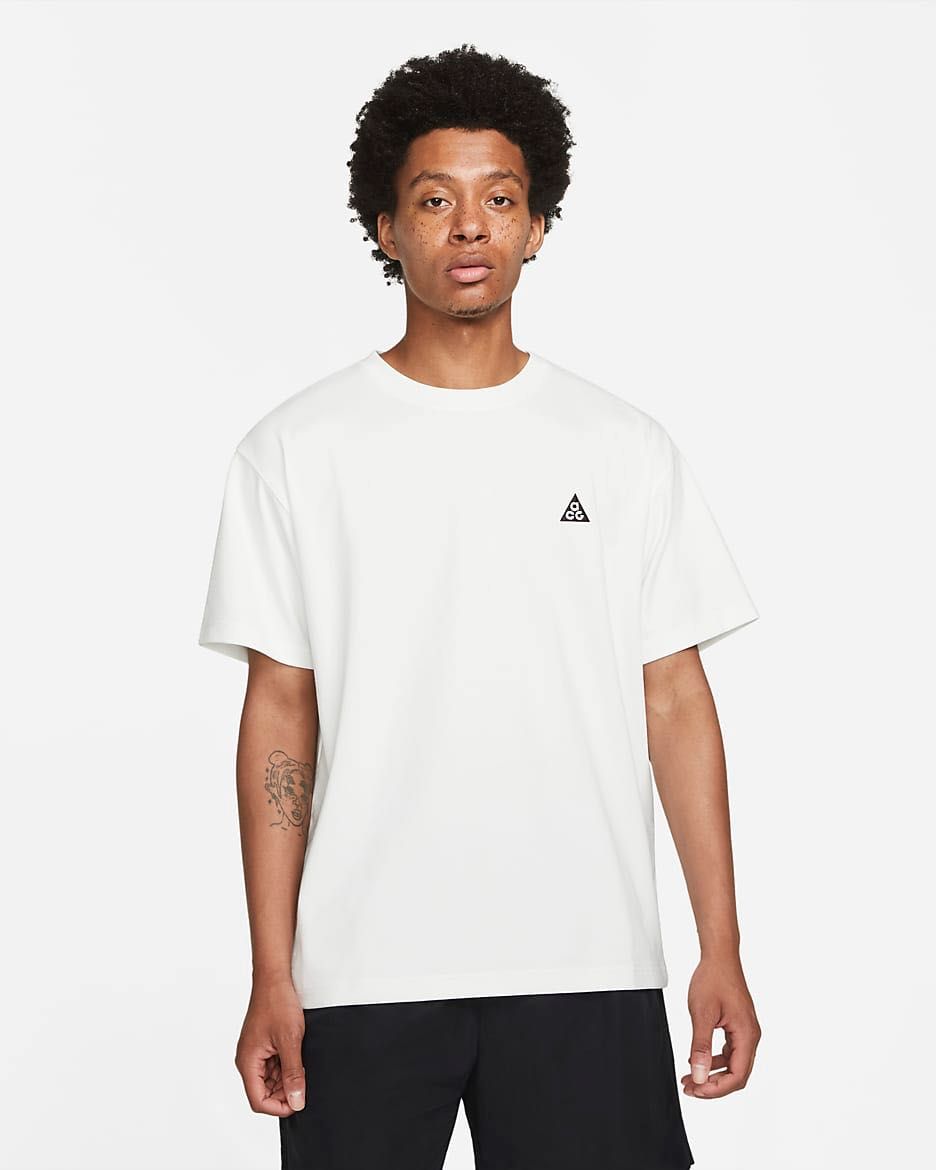 ACG Nike футболки чорні, білі