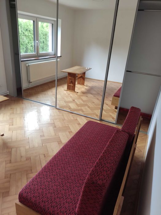 Wynajme parter okolo90m2 plus garaz