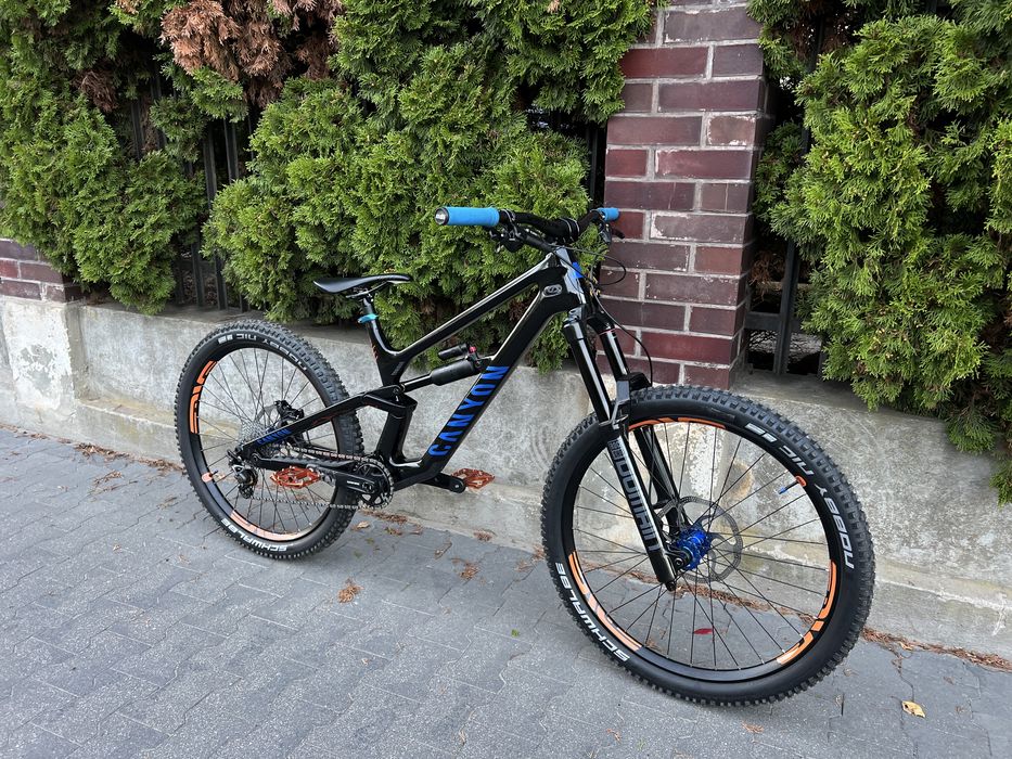 Canyon Torque CF8 2022 M 27.5” Carbon- Rower Enduro, Jibber
