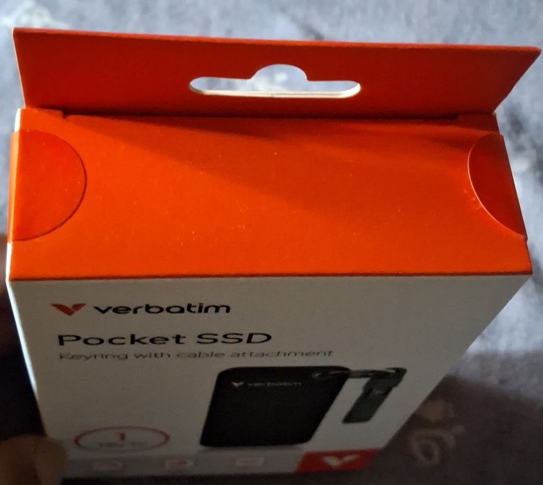 Disco SSD Externo VERBATIM 1 TB (Preto/Cinzento)