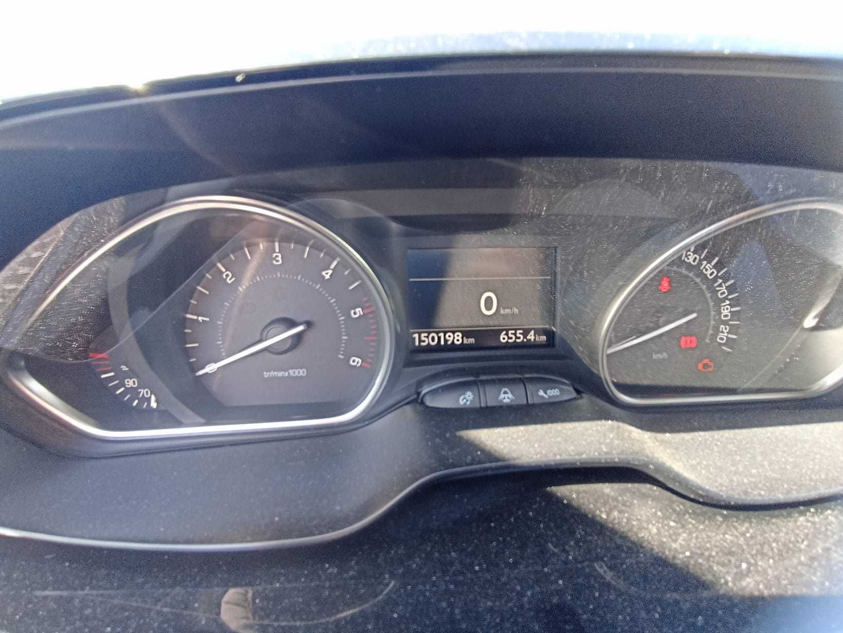 Peugeot 2008 BlueHDi 1.6 75cv – Sinistrado. Circula.