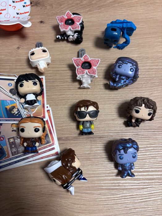 Stranger things mini funko