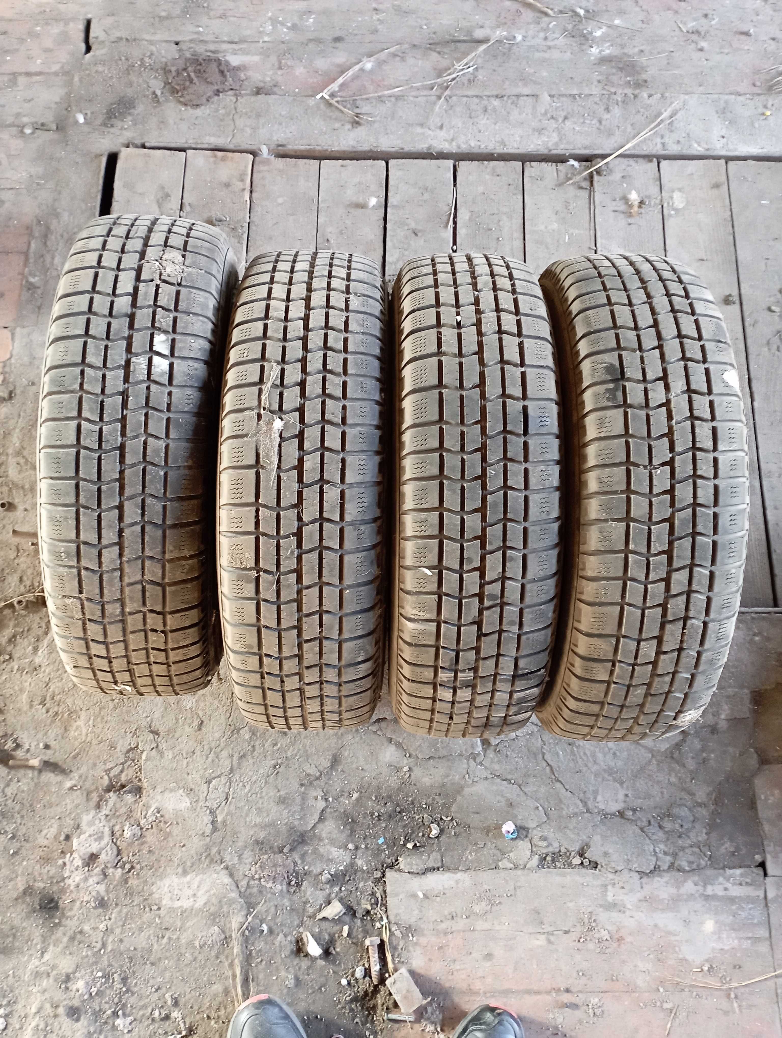 Шины зимние 175/70 R14 KUMHO