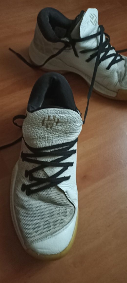 Buty białe adidas 39