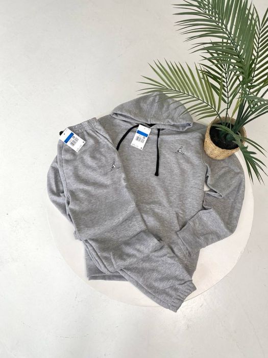 Jordan штани оригінал на мікрофлісі з бірками Нові! С-ХЛ