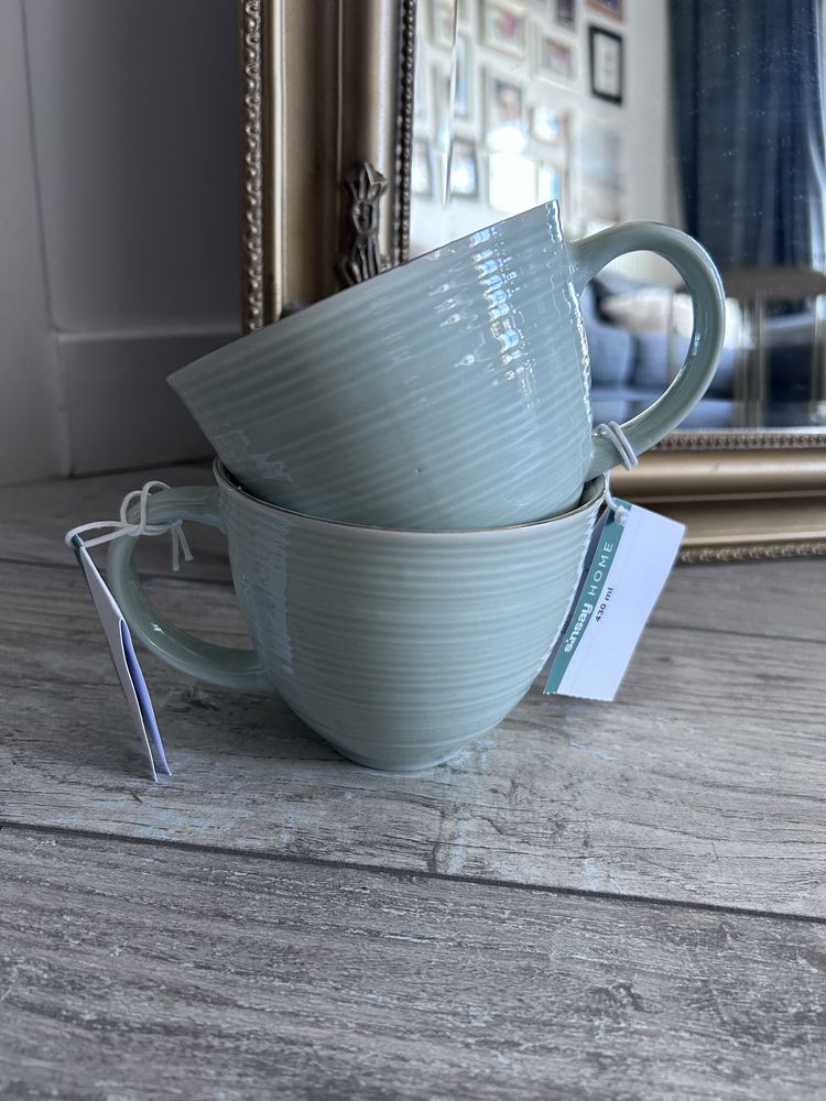 Dwa nowe duze kubki ceramiczne Sinsay mietowe ze zlota obwodka