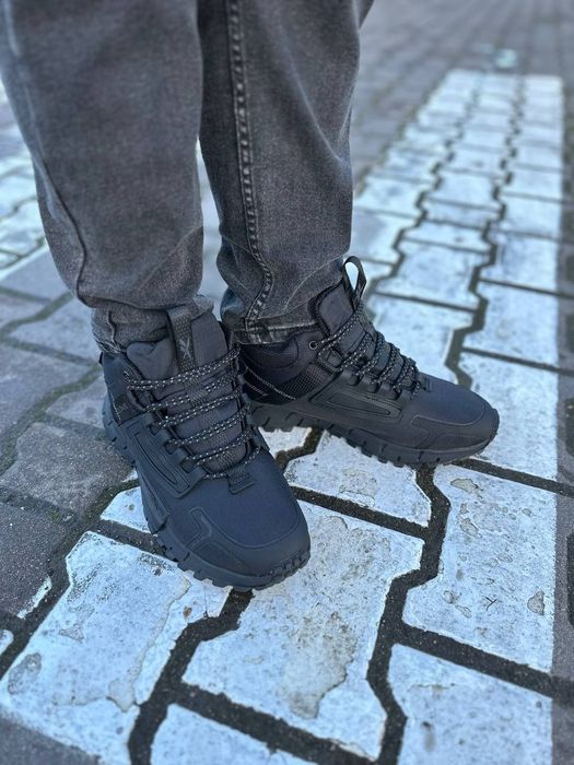 Кросівки чоловічі Reebok Zig Kinetica Beige Fur та High Black Fur 44р