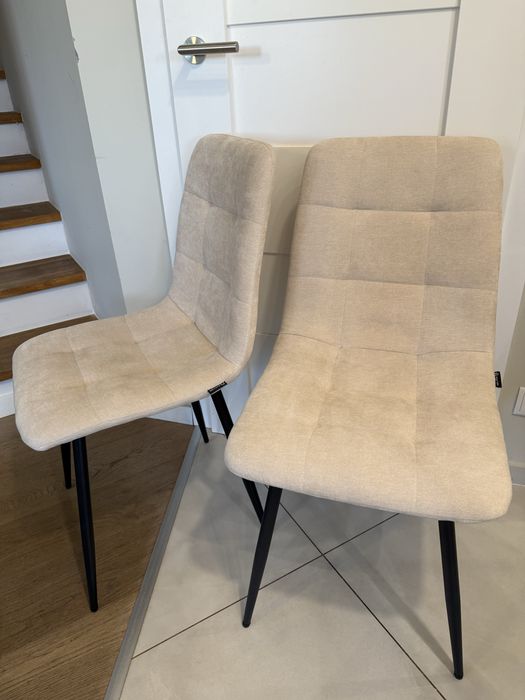 4 krzesla jasny beż wygodne regulowane nozki nowe