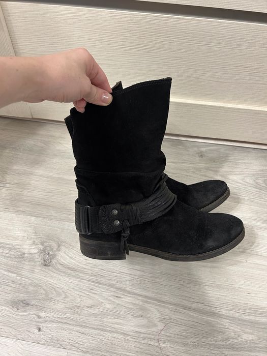 Бртиночки козаки натуральный замш 36 р 350 грн