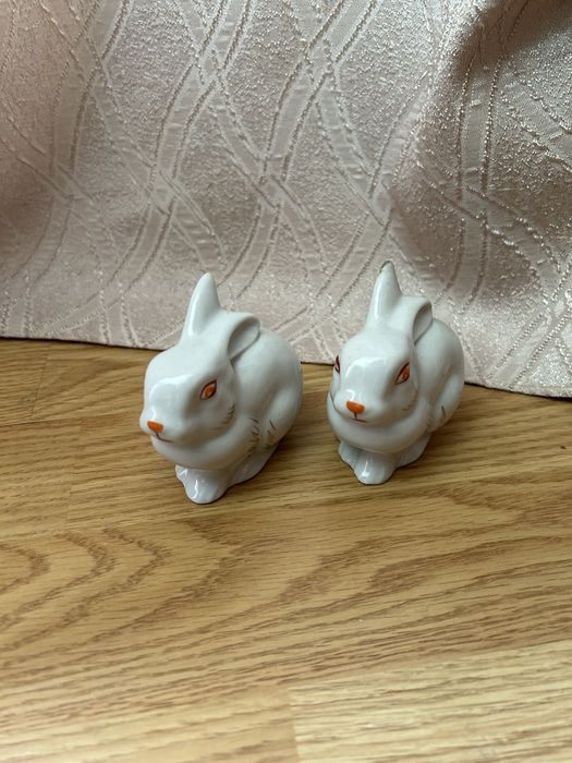 Статуетка фарфорова зайчик