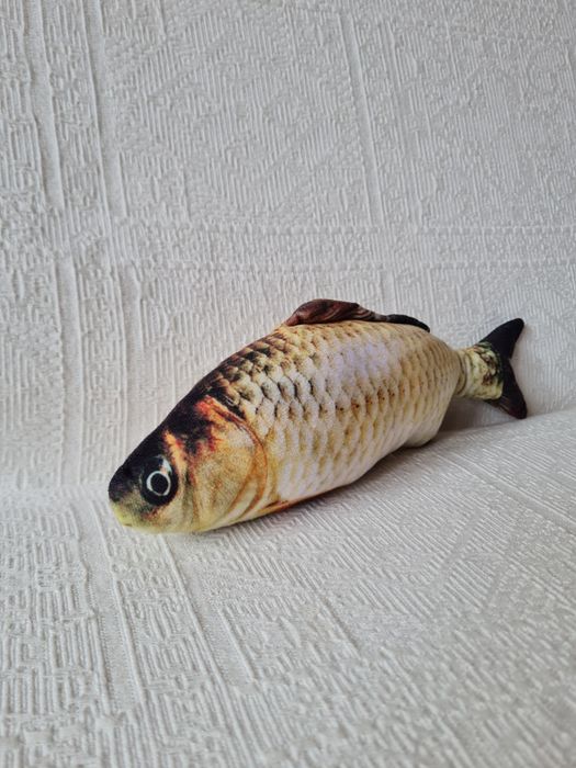 Ryba pluszowa dla kota na zamek zabawka kocimiętka realistyczna