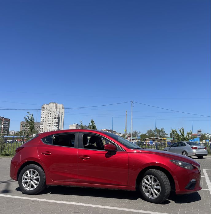 Mazda 3 skyactiv drive.