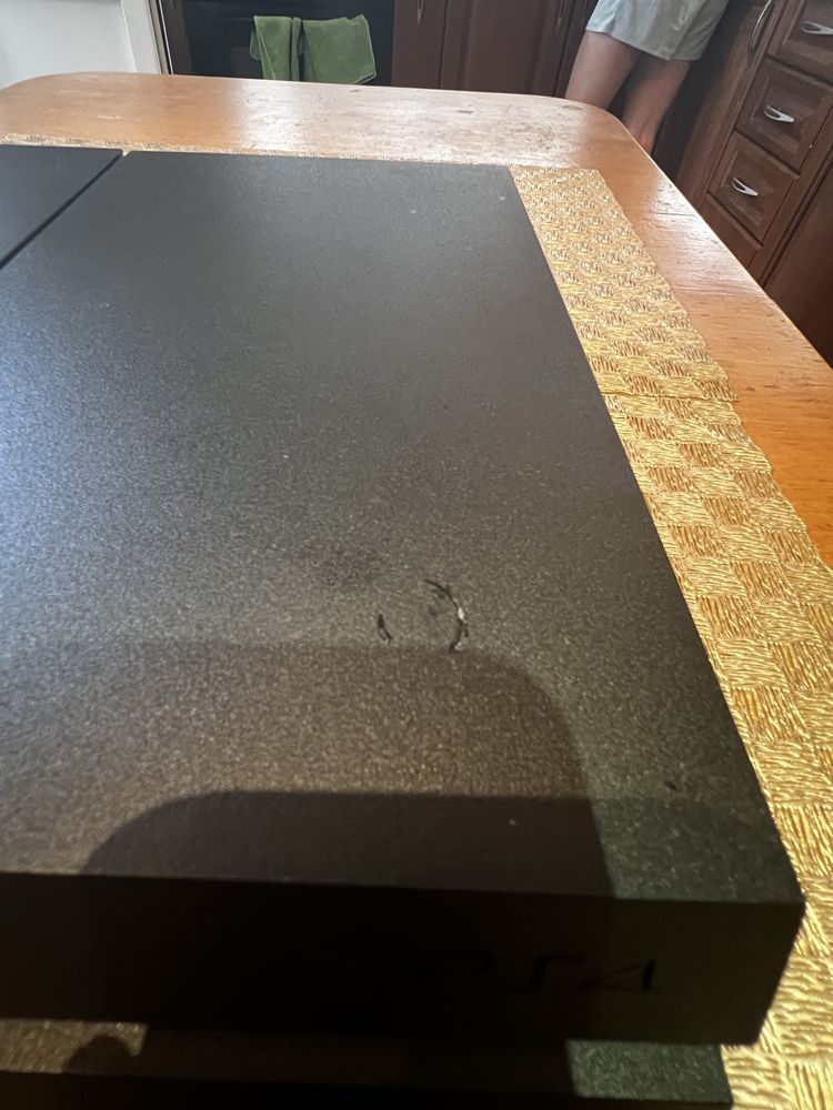 PlayStation 4 CUH-1216B 1 TB