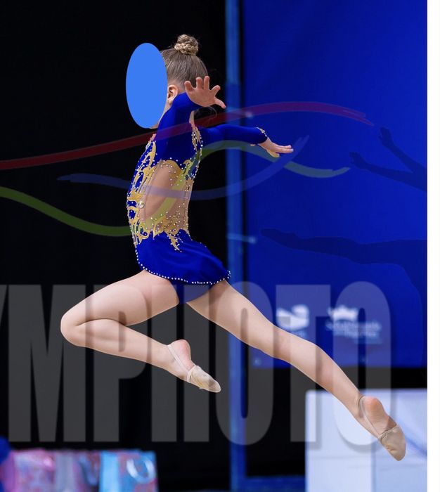 Fato de ginastica ritmica, excelente estado