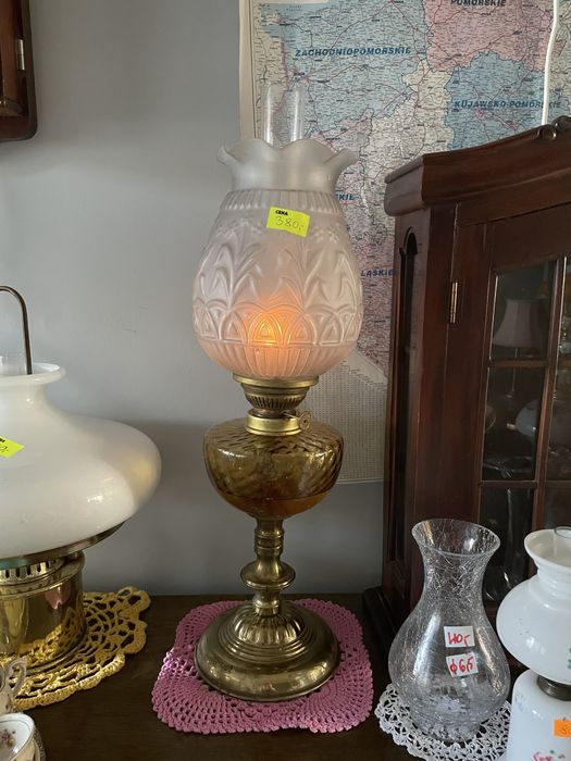 Lampa naftowa szklana