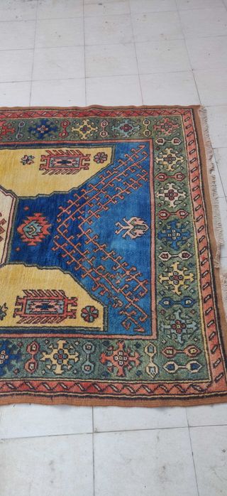 Vende-se tapete de lã