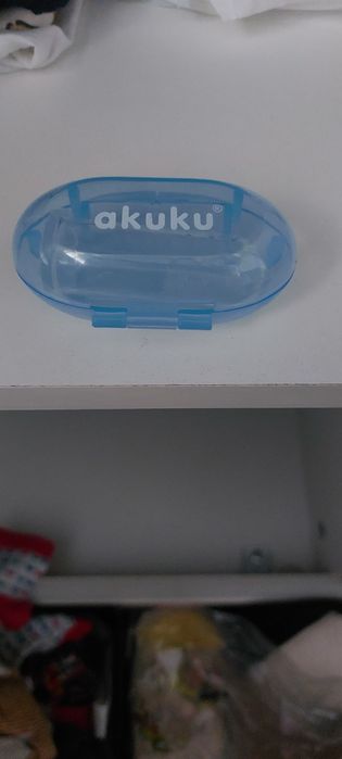 szczoteczka do zębów dla niemowląt. masowanie dziasel. nowa