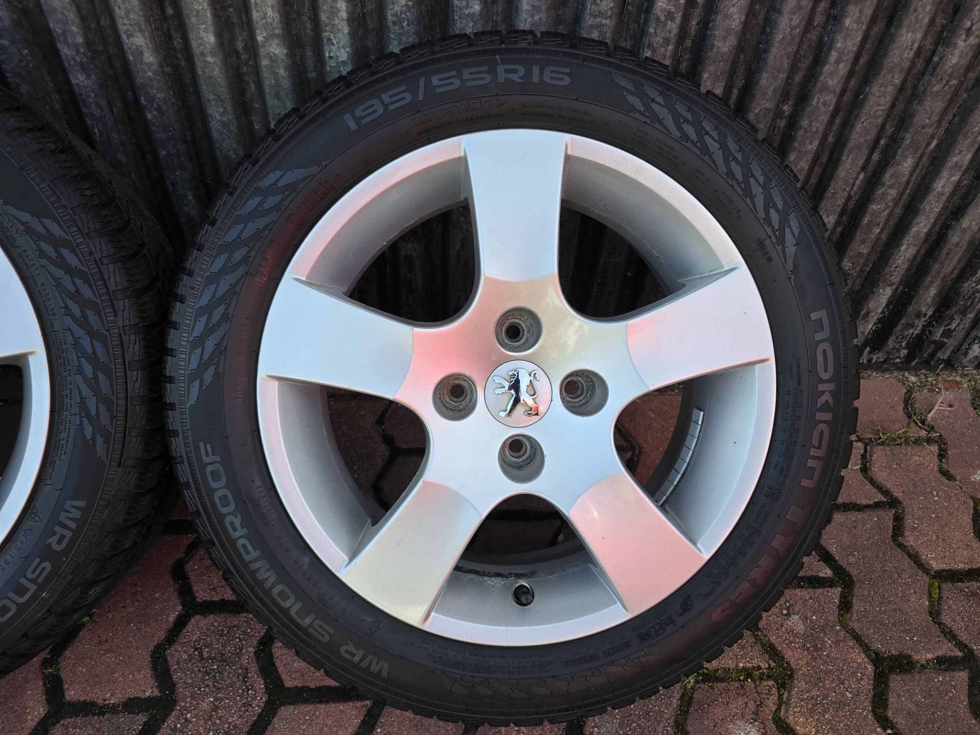 Felgi z oponami 195/55R16 Peugeot 208 4x108 207 Partner 307 308 C3 16"