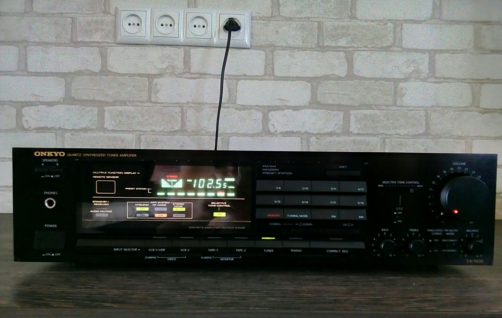 Onkyo TX-7430 Quartz Synthesized Tuner Amplifier 1987