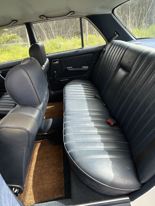 Mercedes 300d W123