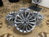 Диски Skoda R18 ,  5/112 , ET43 , 7J*17H2 , 565601025E 8Z8 SILVER