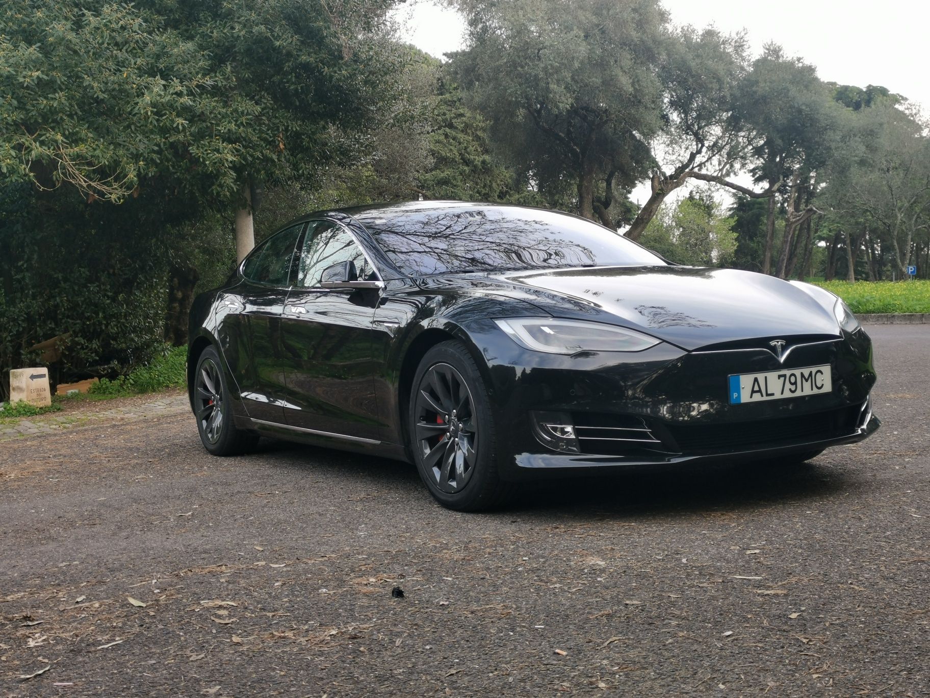 Tesla Model S 75 Carregamentos gratuitos vitalícios