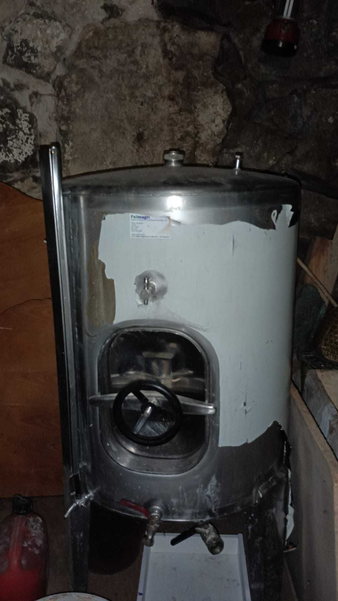 Cuba em inox 250L