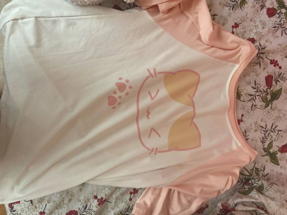 футболки та лонгсліф.