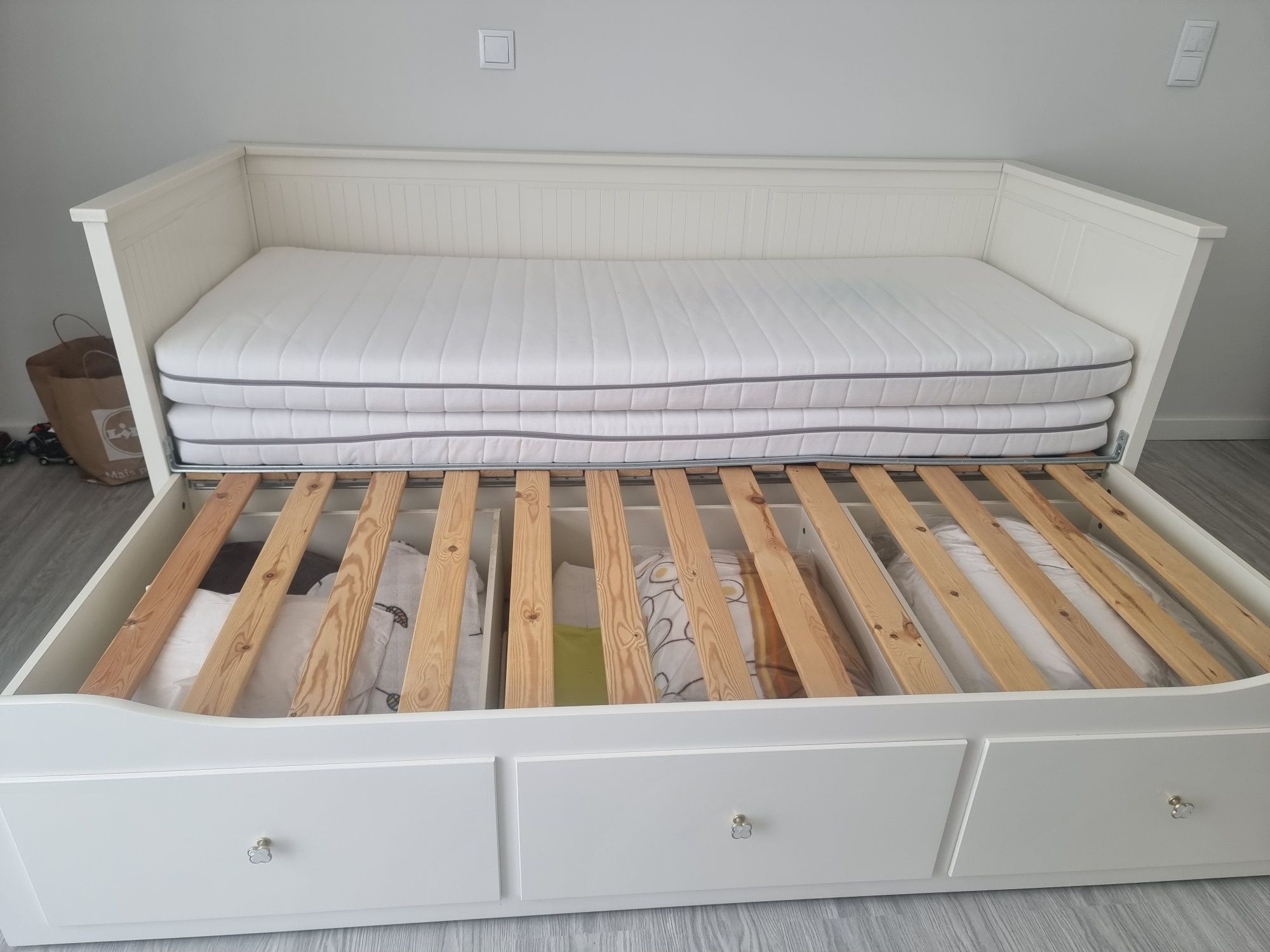 Cama individual/ dupla