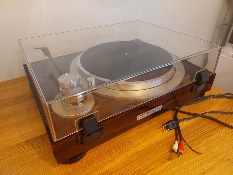 Gramofon Pioneer PL-30L II