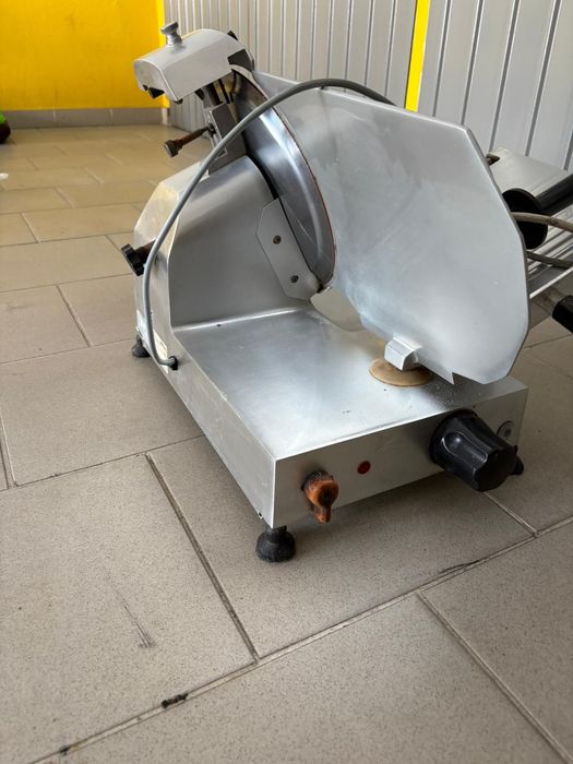 Cortadora profissional Sammic GC-300 (lâmina 300 mm) — 230V / 300 W