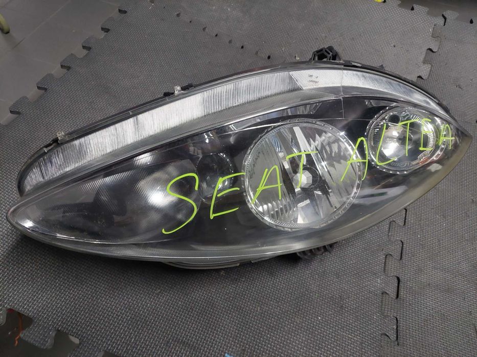 farol direito seat altea