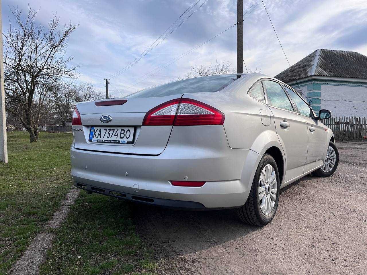 ТЕРМІНОВО Ford Mondeo 2007 в чудовому стані  + 2 комплекта гуми